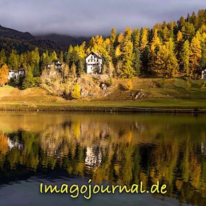 Häuser am See von St. Moritz